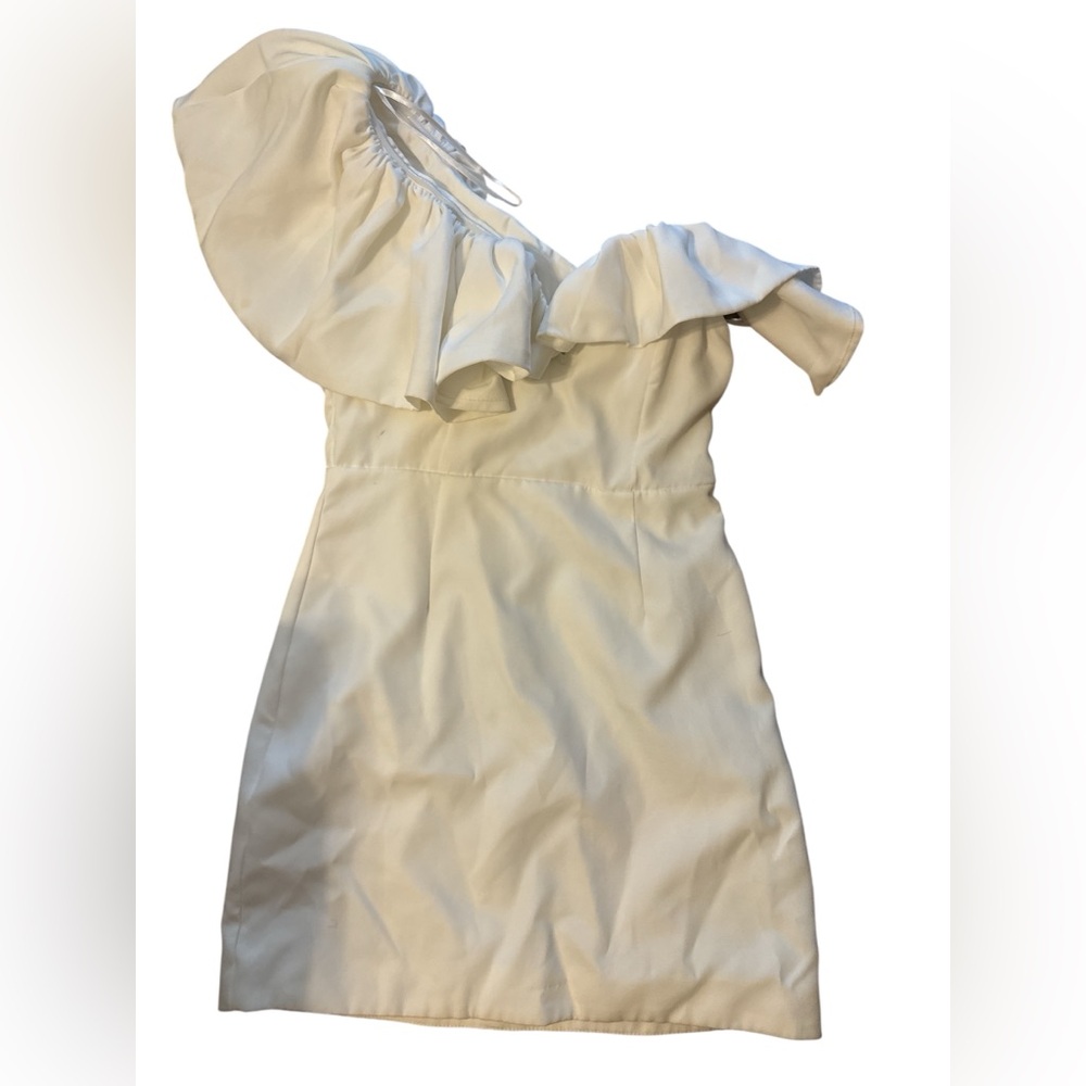 DO+BE White One Shoulder Dress